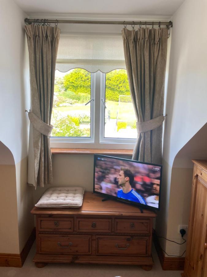 Cosy Rooms In A Stone Cottage Salthill Dış mekan fotoğraf